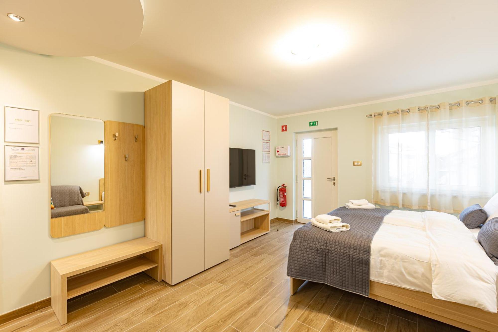 Adriatic Bay Apartments بورتوروز المظهر الخارجي الصورة